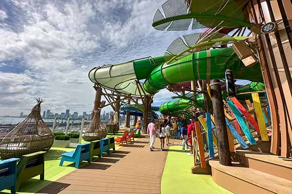 Icon of the Seas Gallery Image